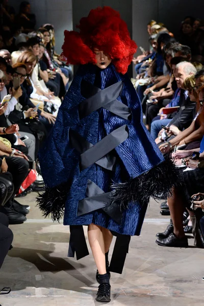 Look 14